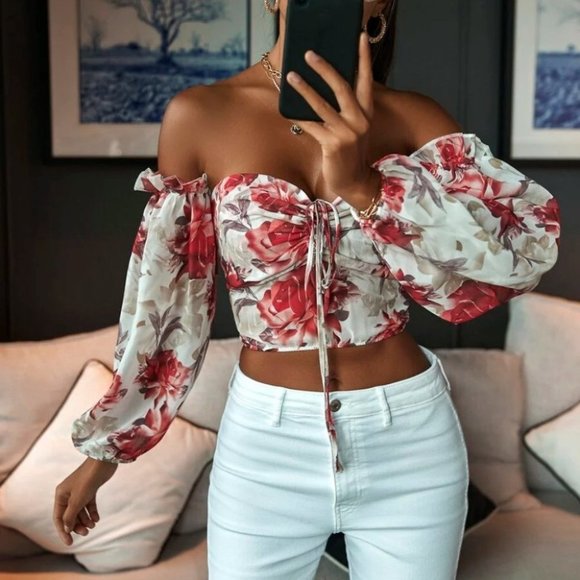 Floral Shirred Off Shoulder Crop Blouse - Picture 2 of 6